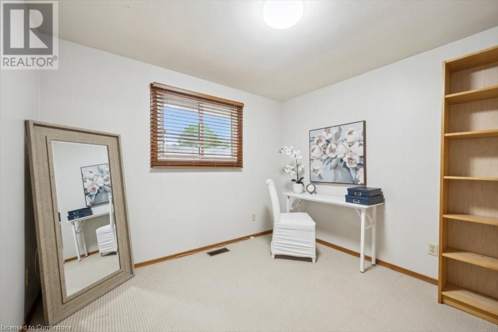 135 Georgian Place, Kitchener, Ontario  N2B 3P1 - Photo 21 - 40740094