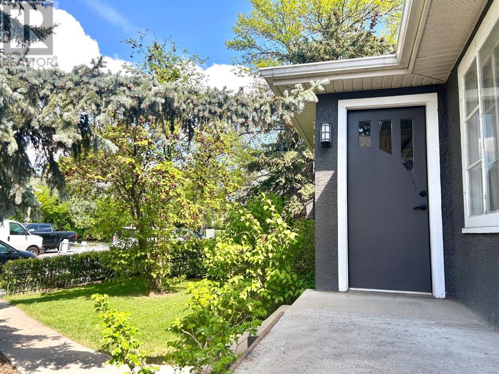 Property at 3234 14 Street SW image 4