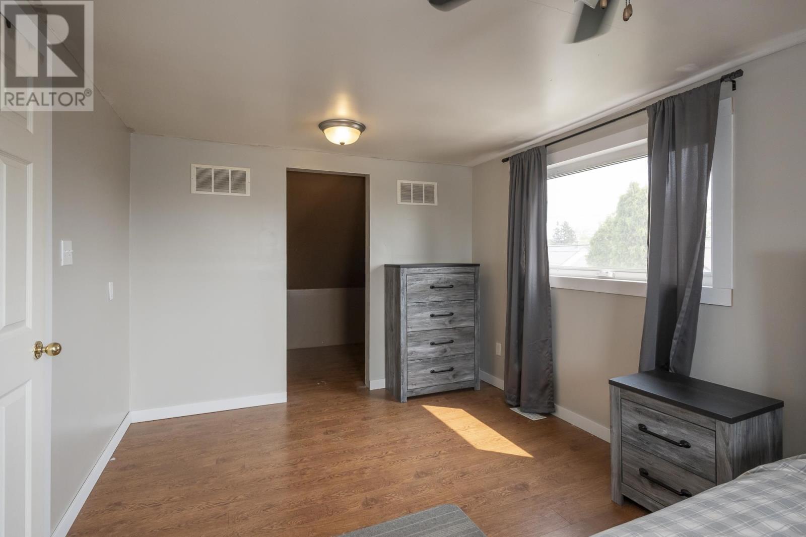 455 Leslie Ave, Thunder Bay, Ontario  P7A 1Y4 - Photo 16 - TB251484