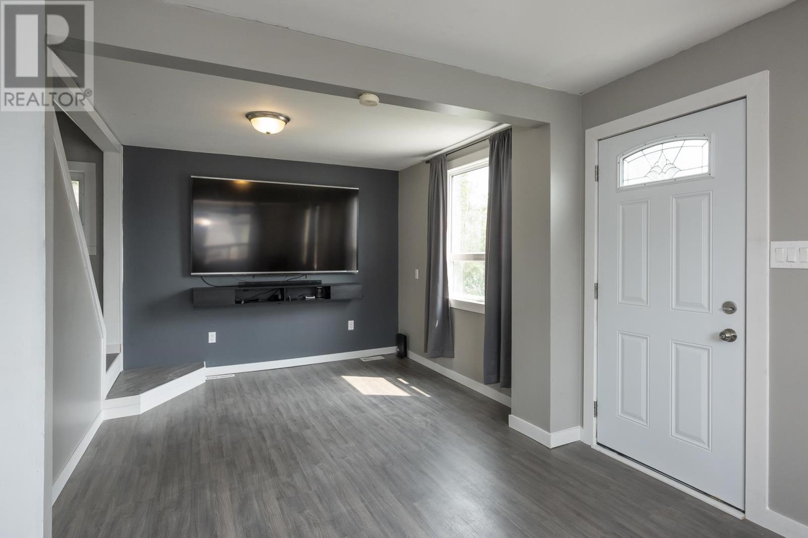455 Leslie Ave, Thunder Bay, Ontario  P7A 1Y4 - Photo 6 - TB251484