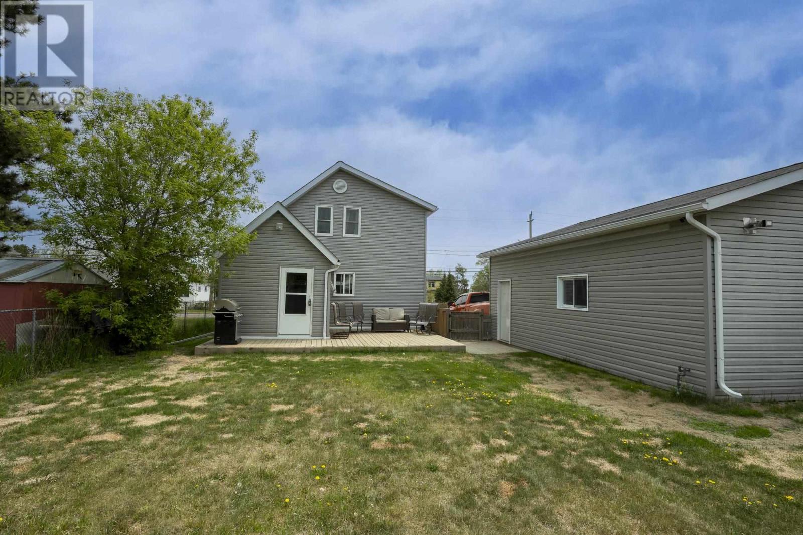 455 Leslie Ave, Thunder Bay, Ontario  P7A 1Y4 - Photo 43 - TB251484