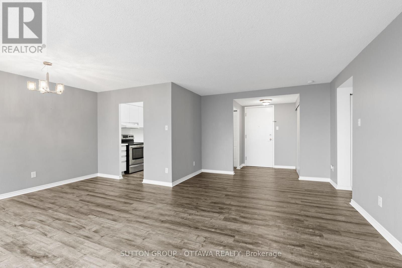 1111 - 2760 Carousel Crescent, Ottawa, Ontario  K1T 2N4 - Photo 12 - X12215298