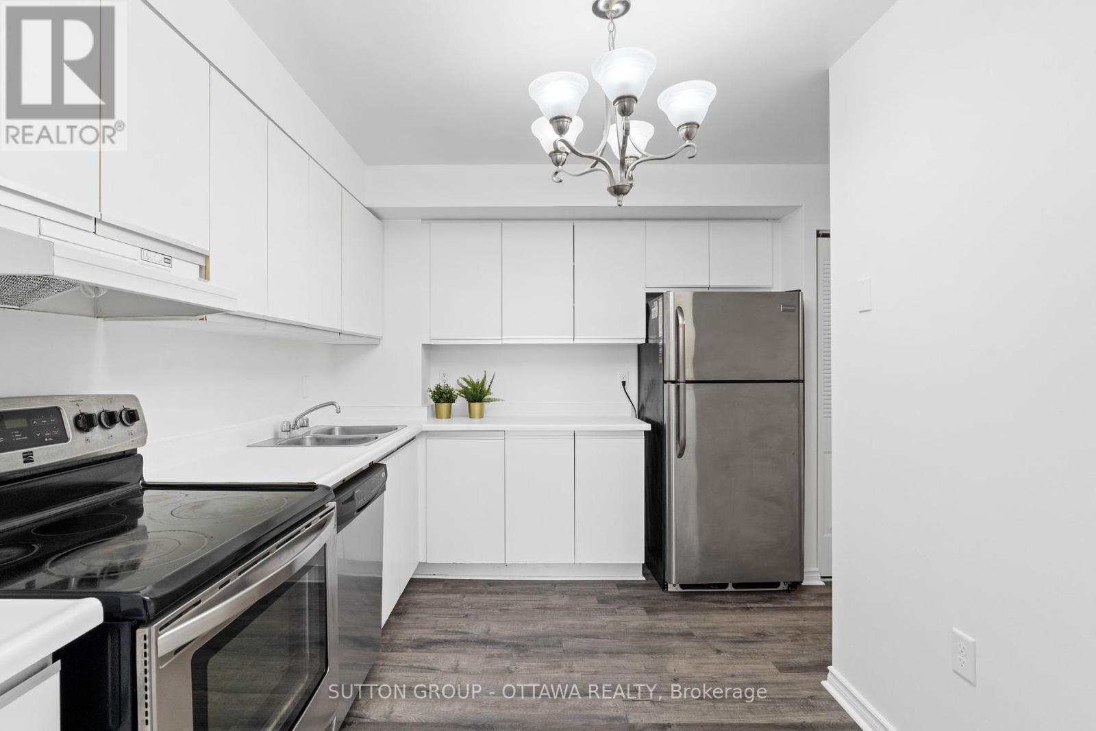 1111 - 2760 Carousel Crescent, Ottawa, Ontario  K1T 2N4 - Photo 16 - X12215298