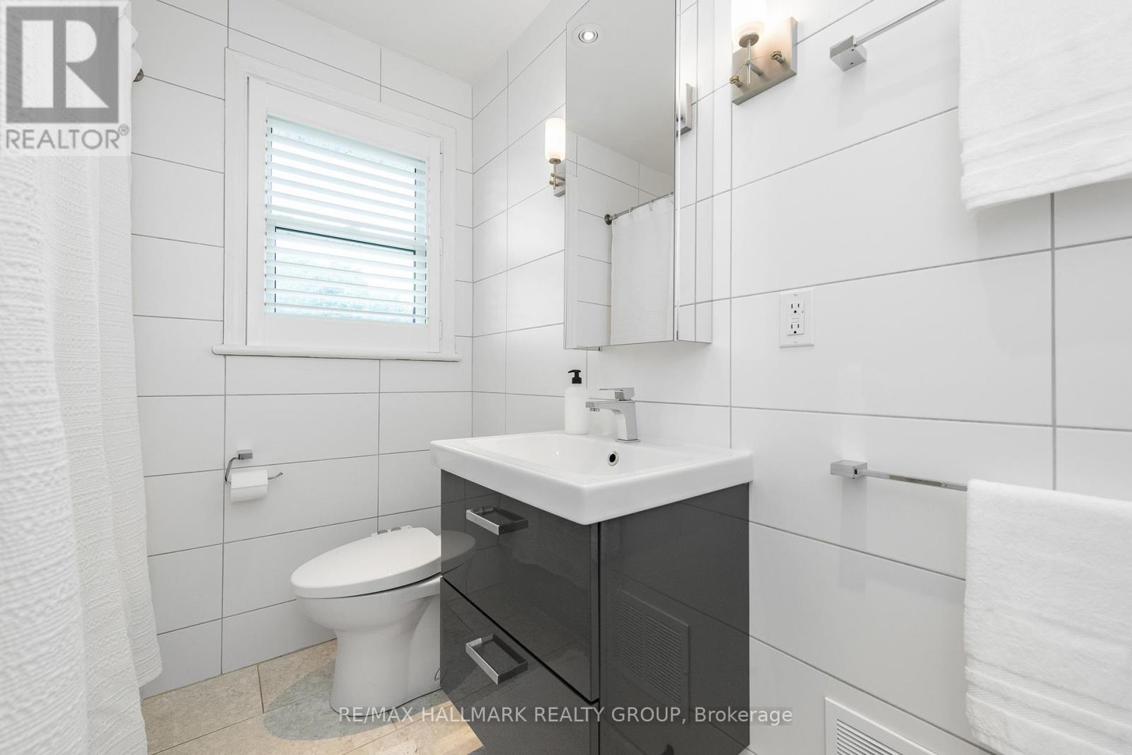 521 Athlone Avenue, Ottawa, Ontario  K1Z 5M9 - Photo 29 - X12215323