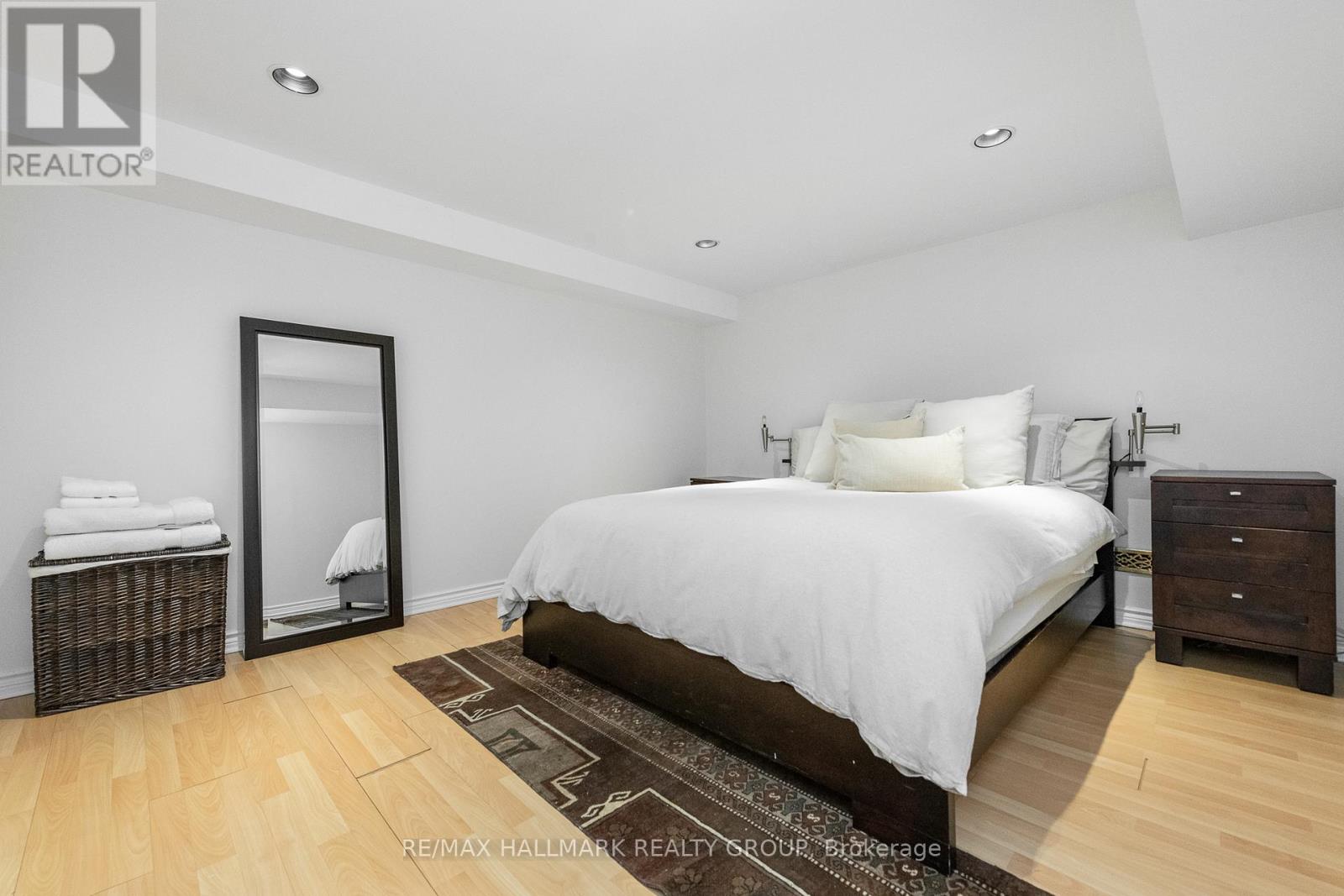 521 Athlone Avenue, Ottawa, Ontario  K1Z 5M9 - Photo 33 - X12215323