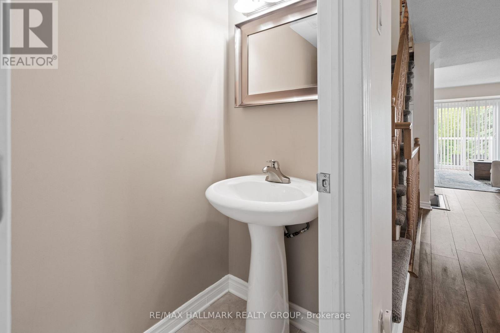1340 Guthrie Street, Ottawa, Ontario  K2H 1G8 - Photo 17 - X12215358