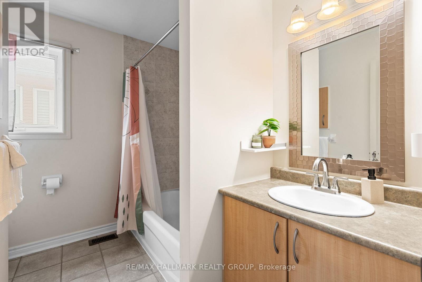1340 Guthrie Street, Ottawa, Ontario  K2H 1G8 - Photo 32 - X12215358