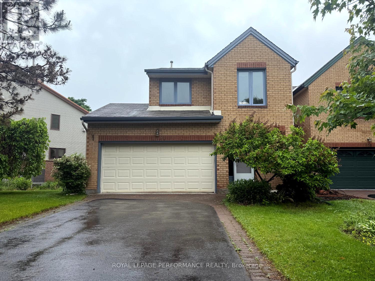 118 DUNBARTON COURT, Ottawa, Ontario