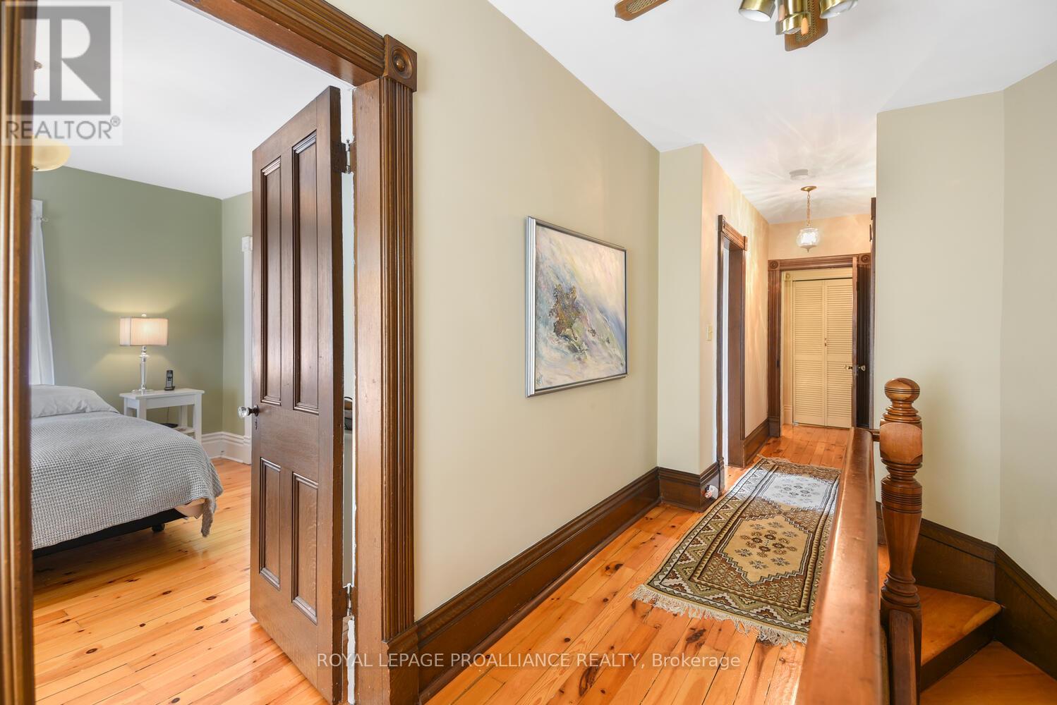 71 Bethune Street, Brockville, Ontario  K6V 2E3 - Photo 18 - X12211573