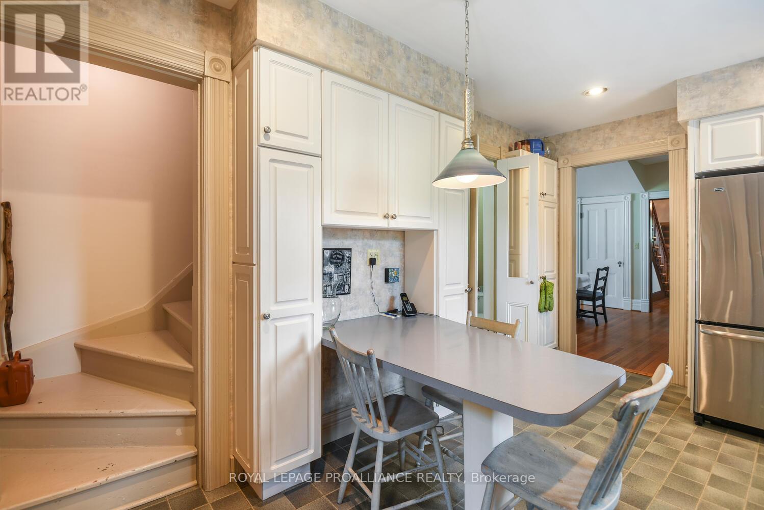 71 Bethune Street, Brockville, Ontario  K6V 2E3 - Photo 13 - X12211573