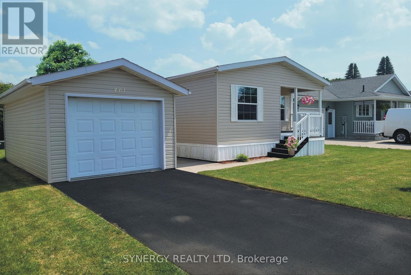 461 RICHARD CRESCENT, Strathroy Caradoc, Ontario