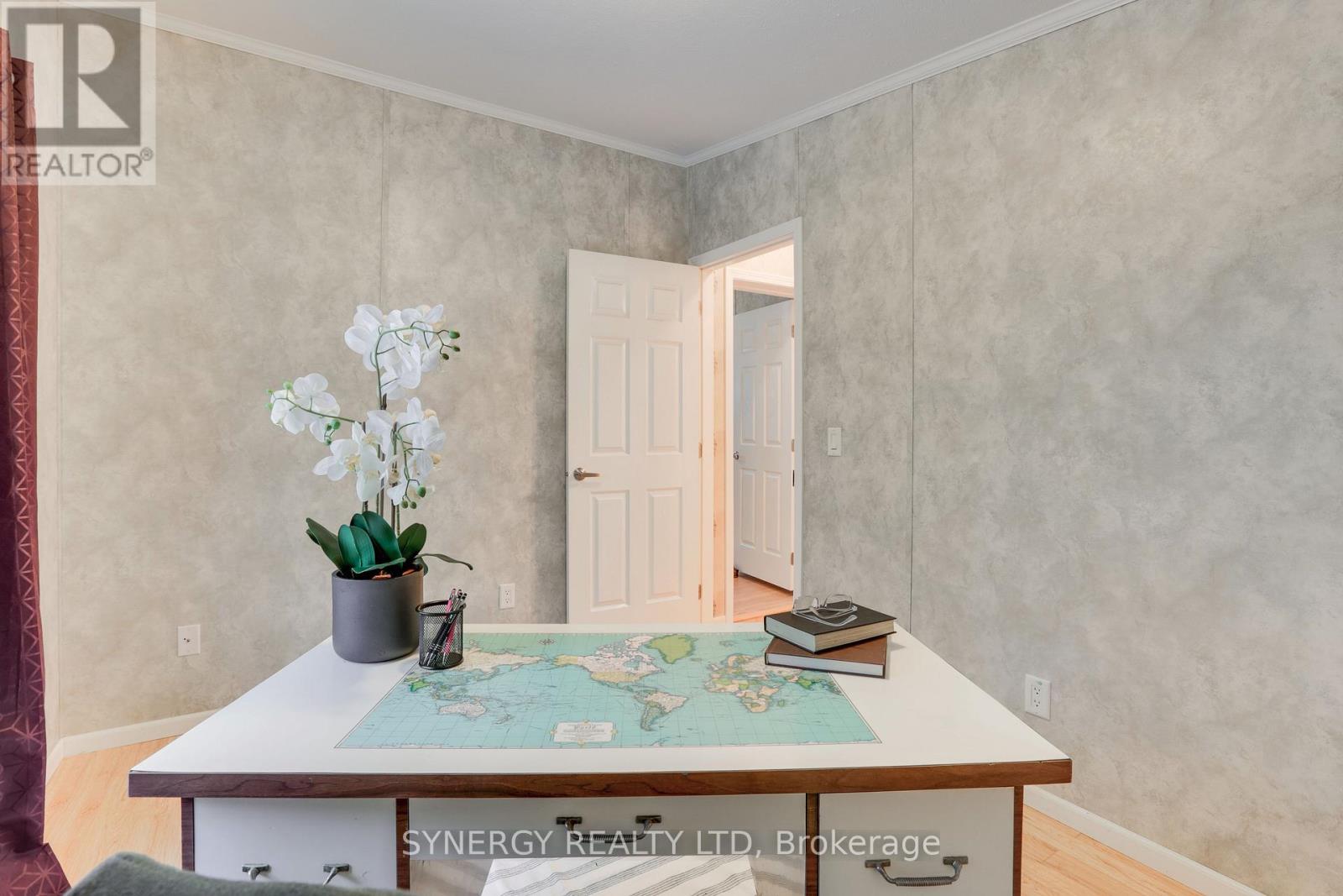 461 Richard Crescent, Strathroy-Caradoc (Se), Ontario  N7G 0C5 - Photo 18 - X12213606