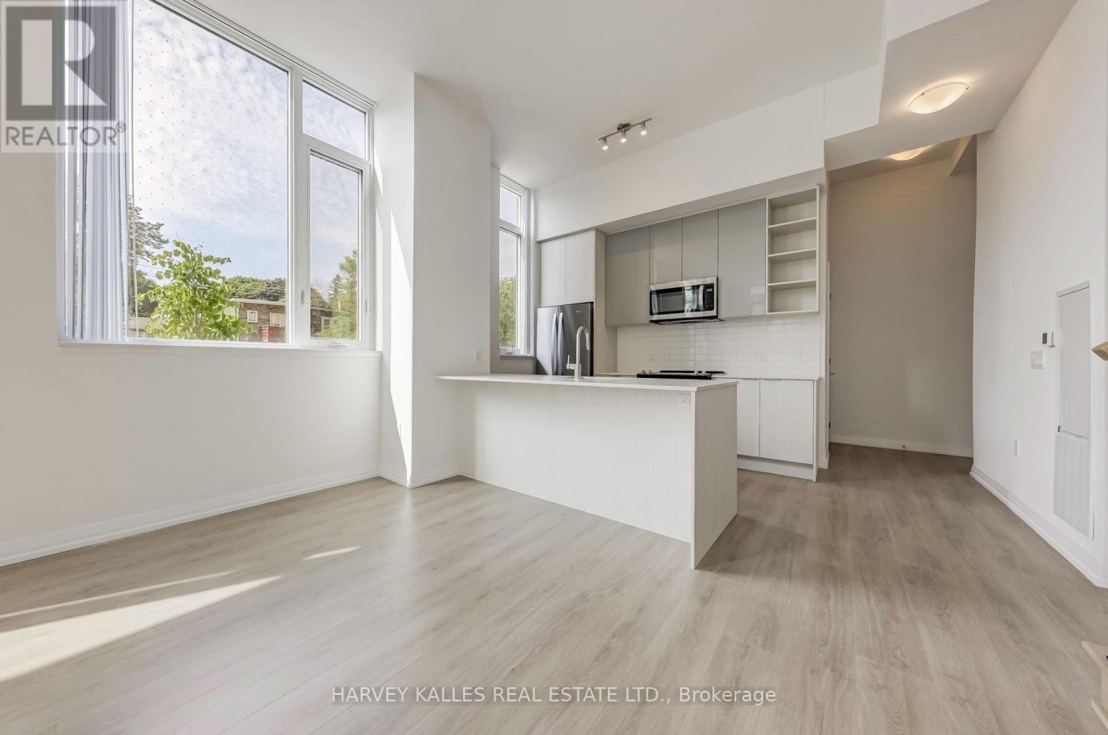 107 - 25 Holly Street, Toronto, Ontario  M4S 0E3 - Photo 3 - C12215187