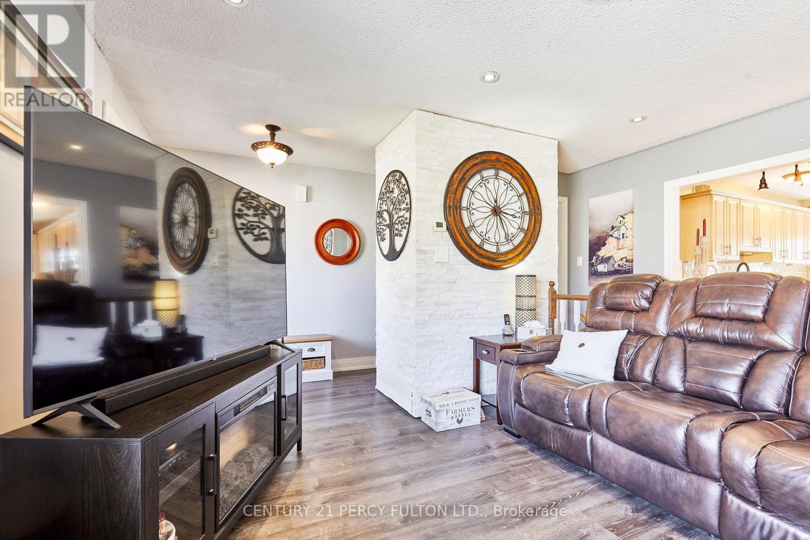 880 Ritson Road N, Oshawa, Ontario  L1G 6Z4 - Photo 8 - E12215087