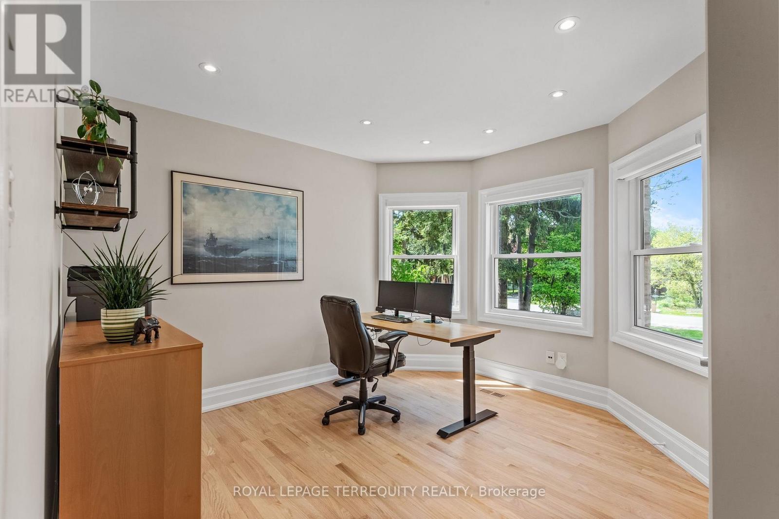 507 Rougemount Drive, Pickering, Ontario  L1W 2B8 - Photo 18 - E12215151