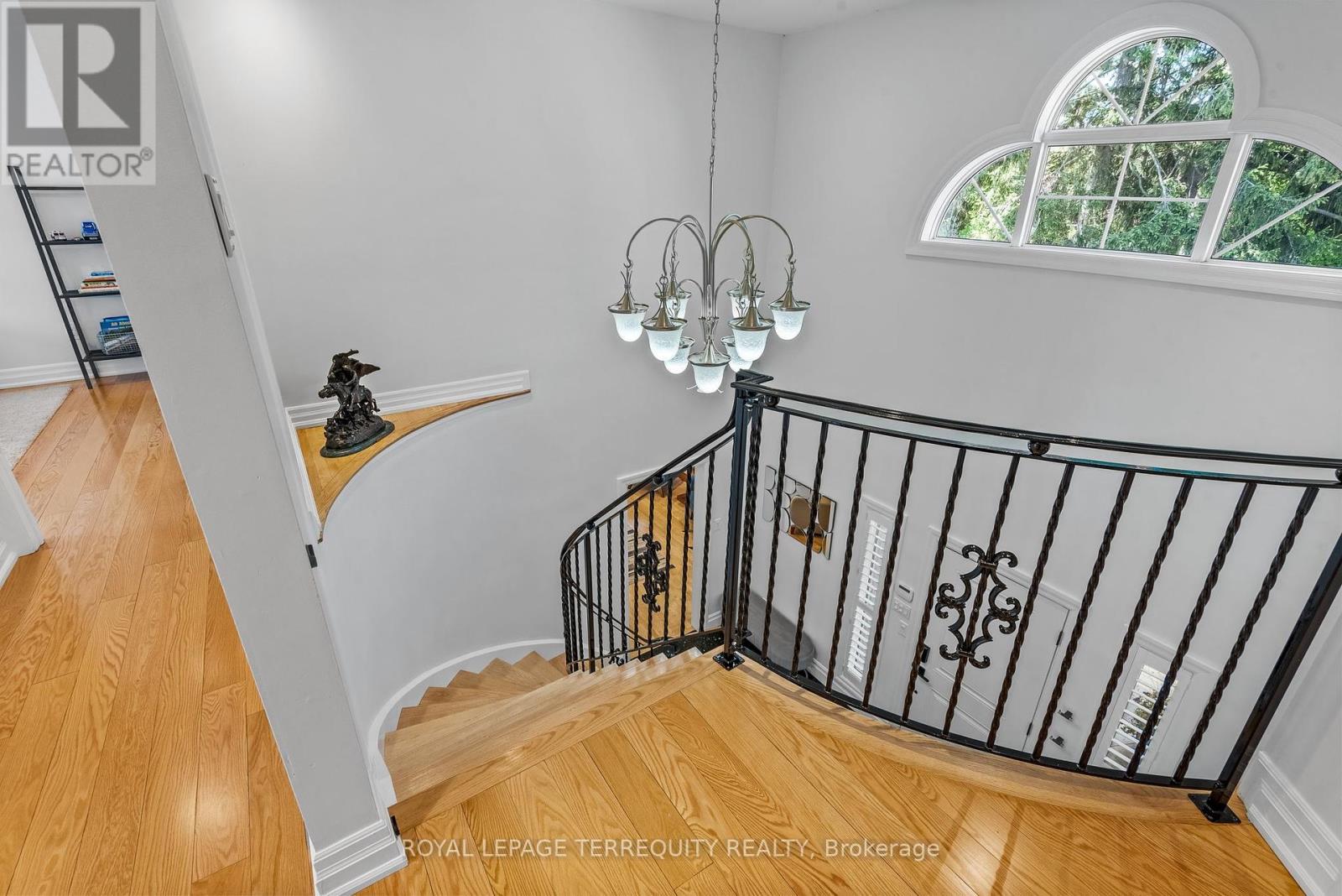 507 Rougemount Drive, Pickering, Ontario  L1W 2B8 - Photo 21 - E12215151