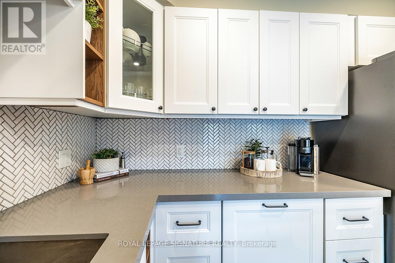 12 Fulton Crescent, Whitby, Ontario  L1R 2C9 - Photo 8 - E12215178