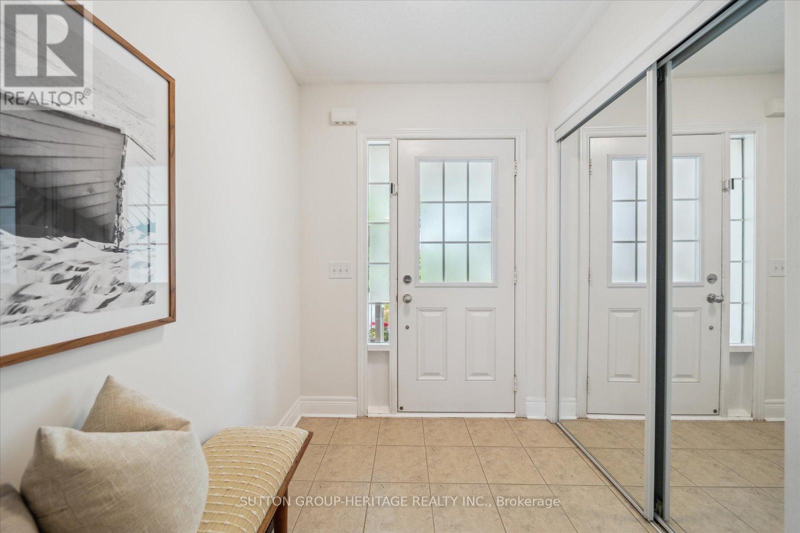 176 Dewell Crescent, Clarington (Courtice), Ontario  L1E 0B9 - Photo 5 - E12215211