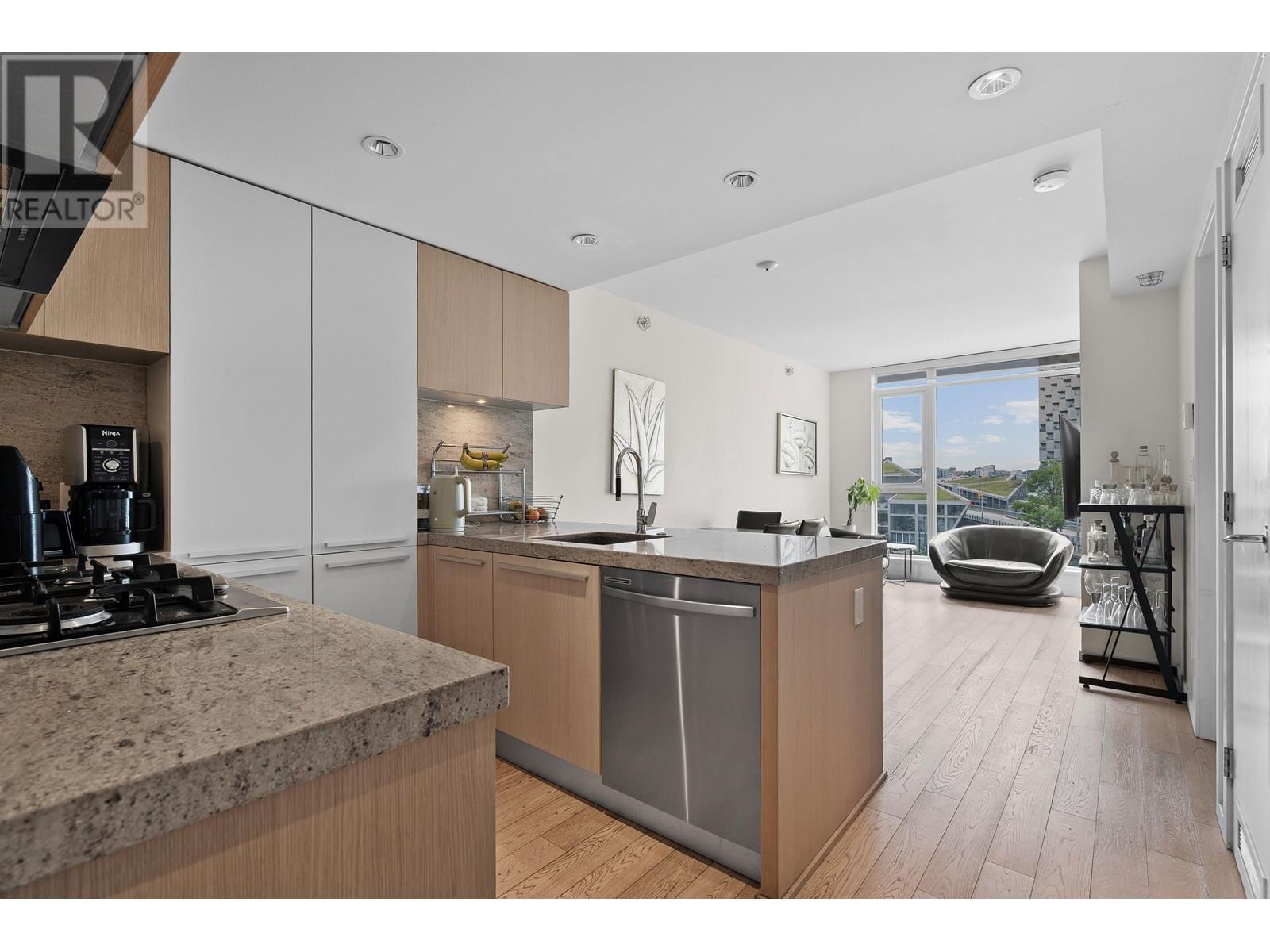 611 1351 Continental Street, Vancouver, British Columbia  V6Z 0C6 - Photo 9 - R3014726