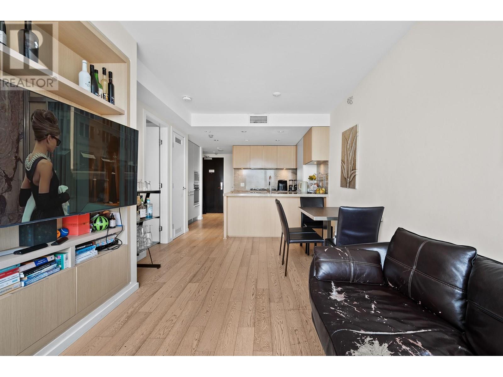611 1351 Continental Street, Vancouver, British Columbia  V6Z 0C6 - Photo 3 - R3014726