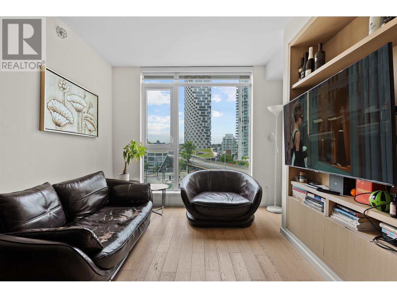 611 1351 CONTINENTAL STREET, Vancouver, British Columbia