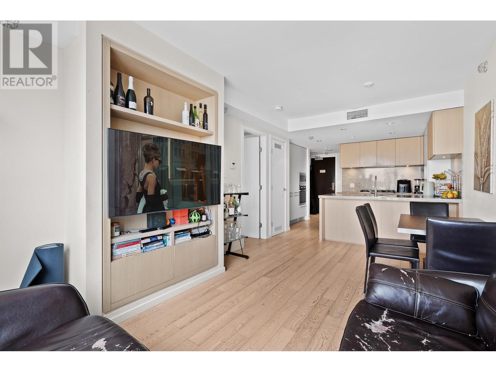611 1351 Continental Street, Vancouver, British Columbia  V6Z 0C6 - Photo 4 - R3014726