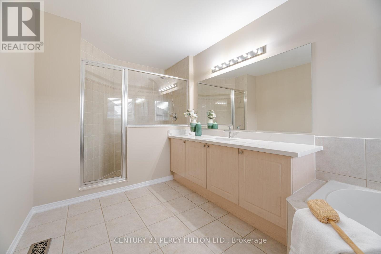 4 Mcalpine Avenue, Ajax, Ontario  L1T 4J1 - Photo 26 - E12213978