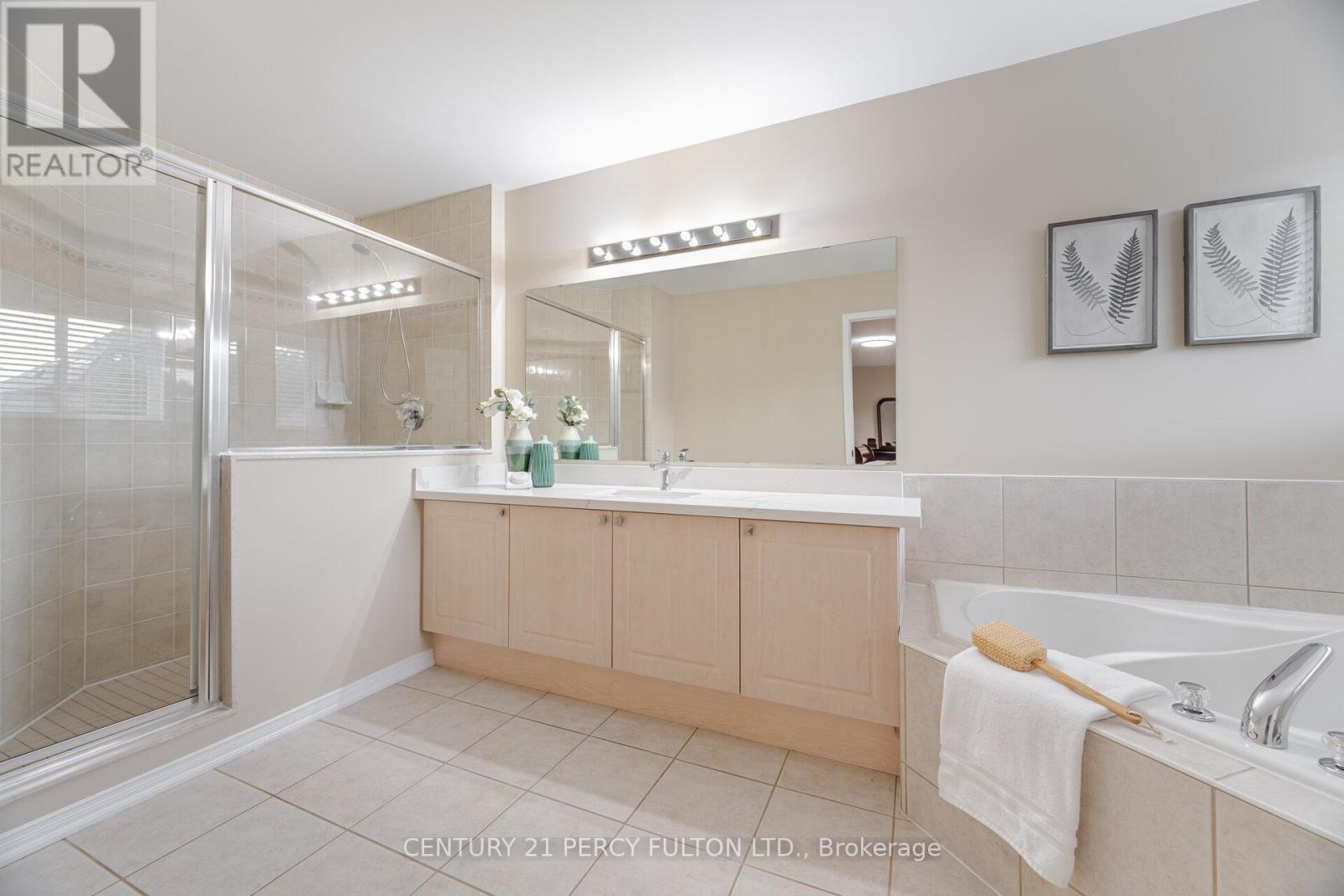 4 Mcalpine Avenue, Ajax, Ontario  L1T 4J1 - Photo 24 - E12213978