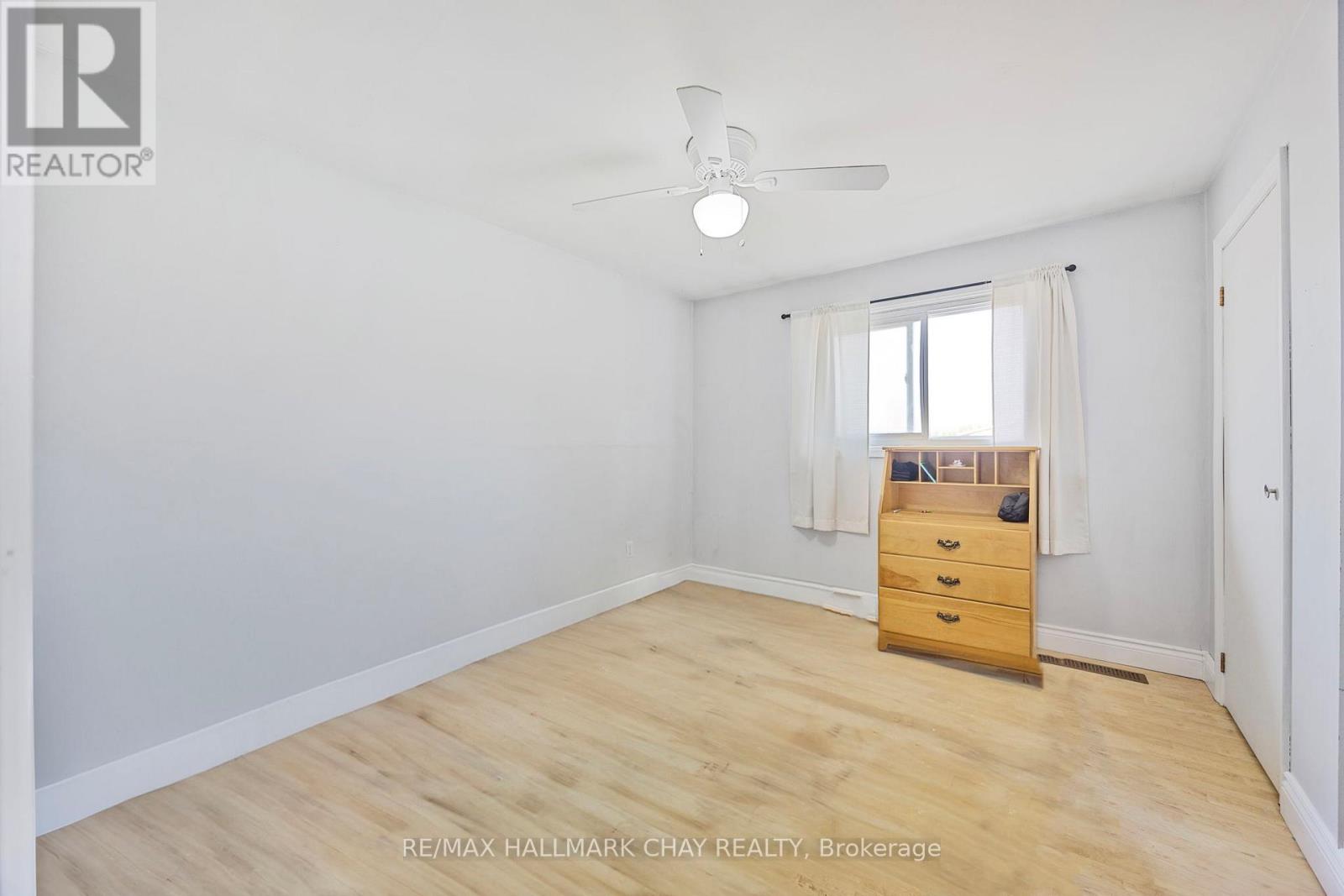 9205 Mckinnon Road, Essa (Angus), Ontario  L3W 0V9 - Photo 26 - N12210362