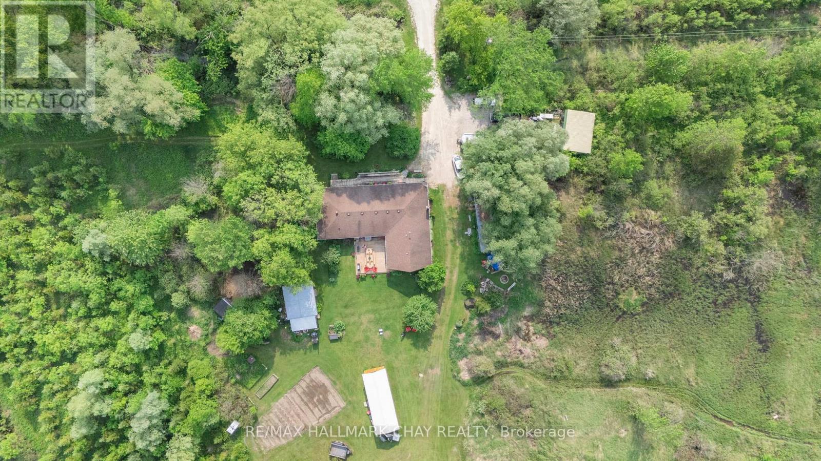 9205 Mckinnon Road, Essa (Angus), Ontario  L3W 0V9 - Photo 41 - N12210362