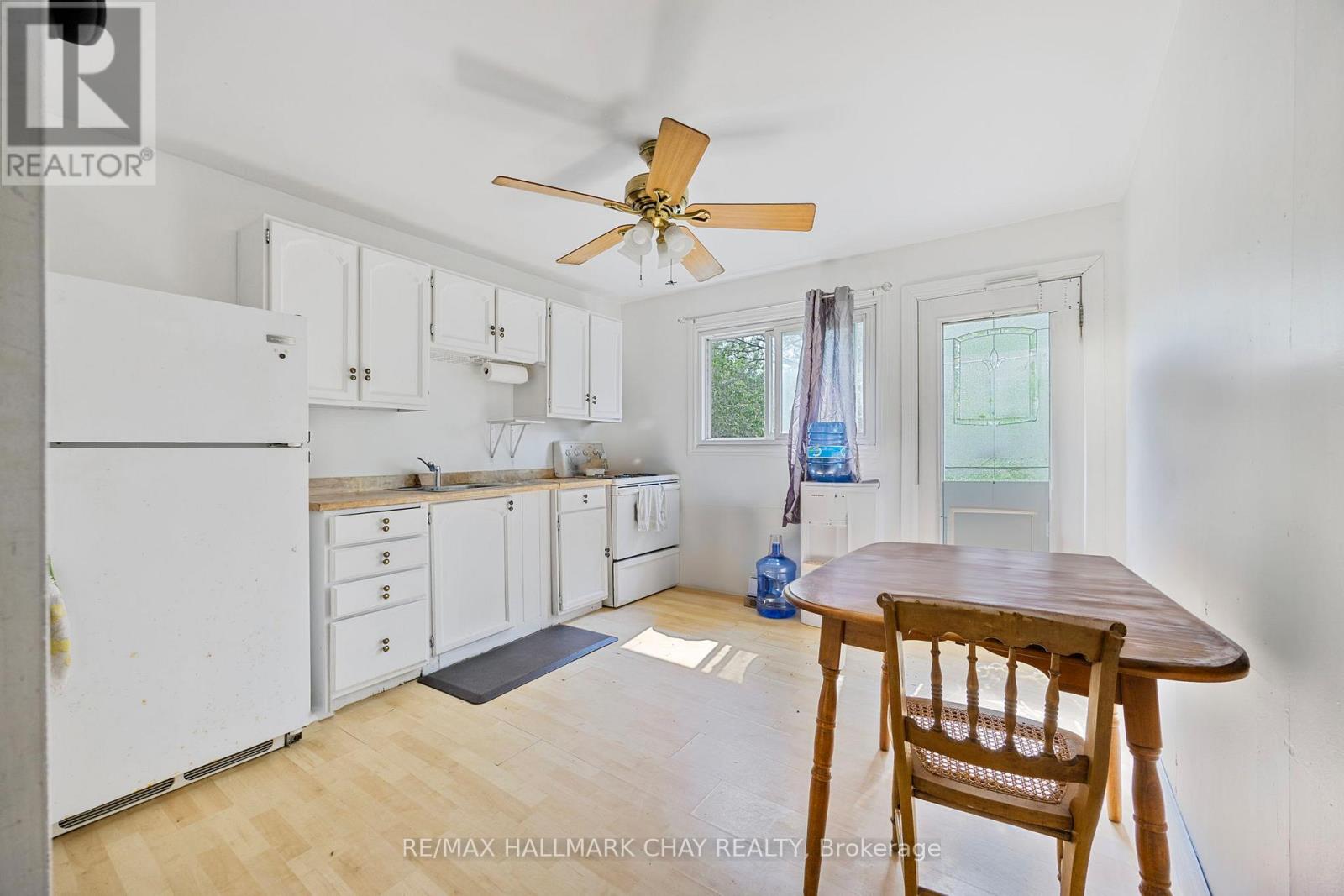 9205 Mckinnon Road, Essa (Angus), Ontario  L3W 0V9 - Photo 23 - N12210362