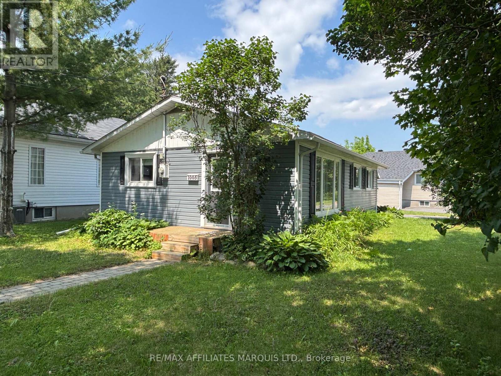 1005 OSBORNE AVENUE, Cornwall, Ontario