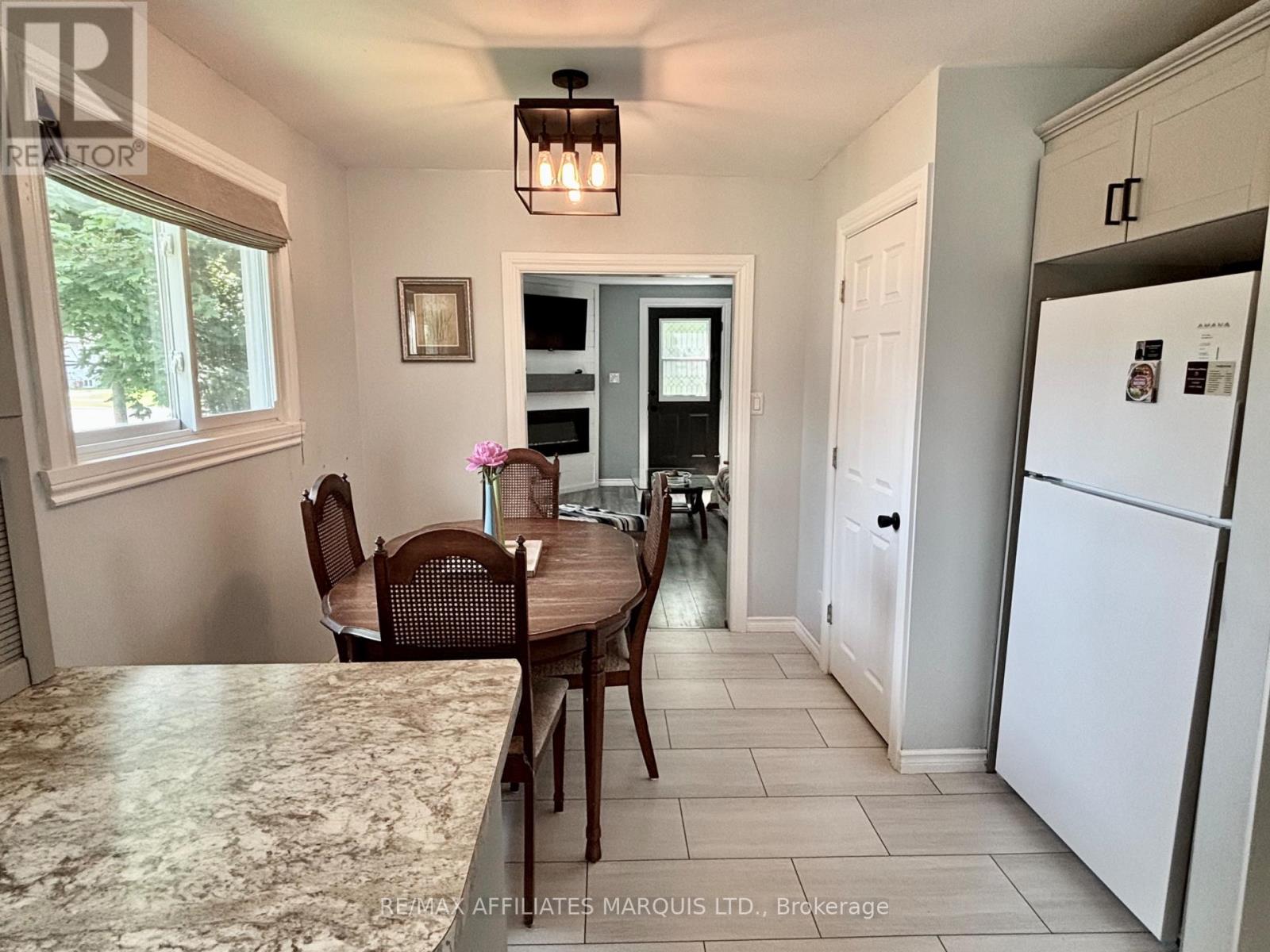 1005 Osborne Avenue, Cornwall, Ontario  K6J 1K8 - Photo 12 - X12215415