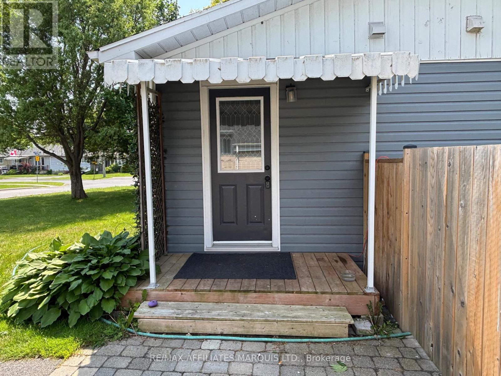1005 Osborne Avenue, Cornwall, Ontario  K6J 1K8 - Photo 6 - X12215415