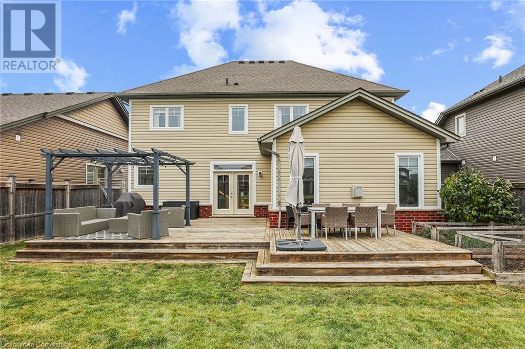 Property at 14 GATEWAY Avenue image 4