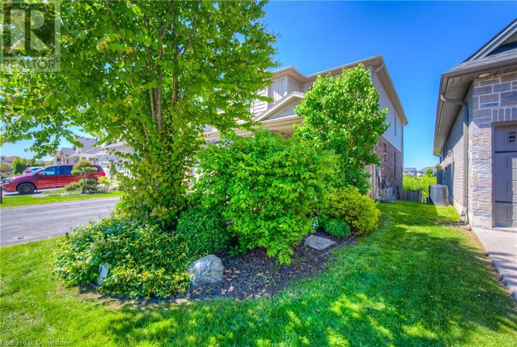 Property at 468 FAIRWAY Road image 4