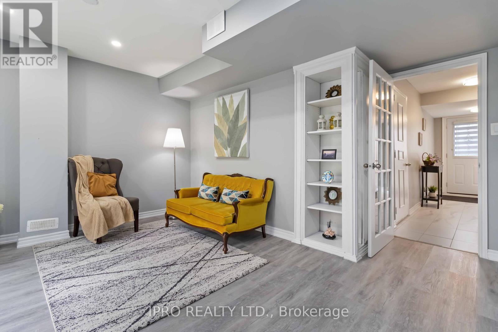 64 - 3345 Silverado Drive, Mississauga (Mississauga Valleys), Ontario  L5A 3Y8 - Photo 11 - W12215098