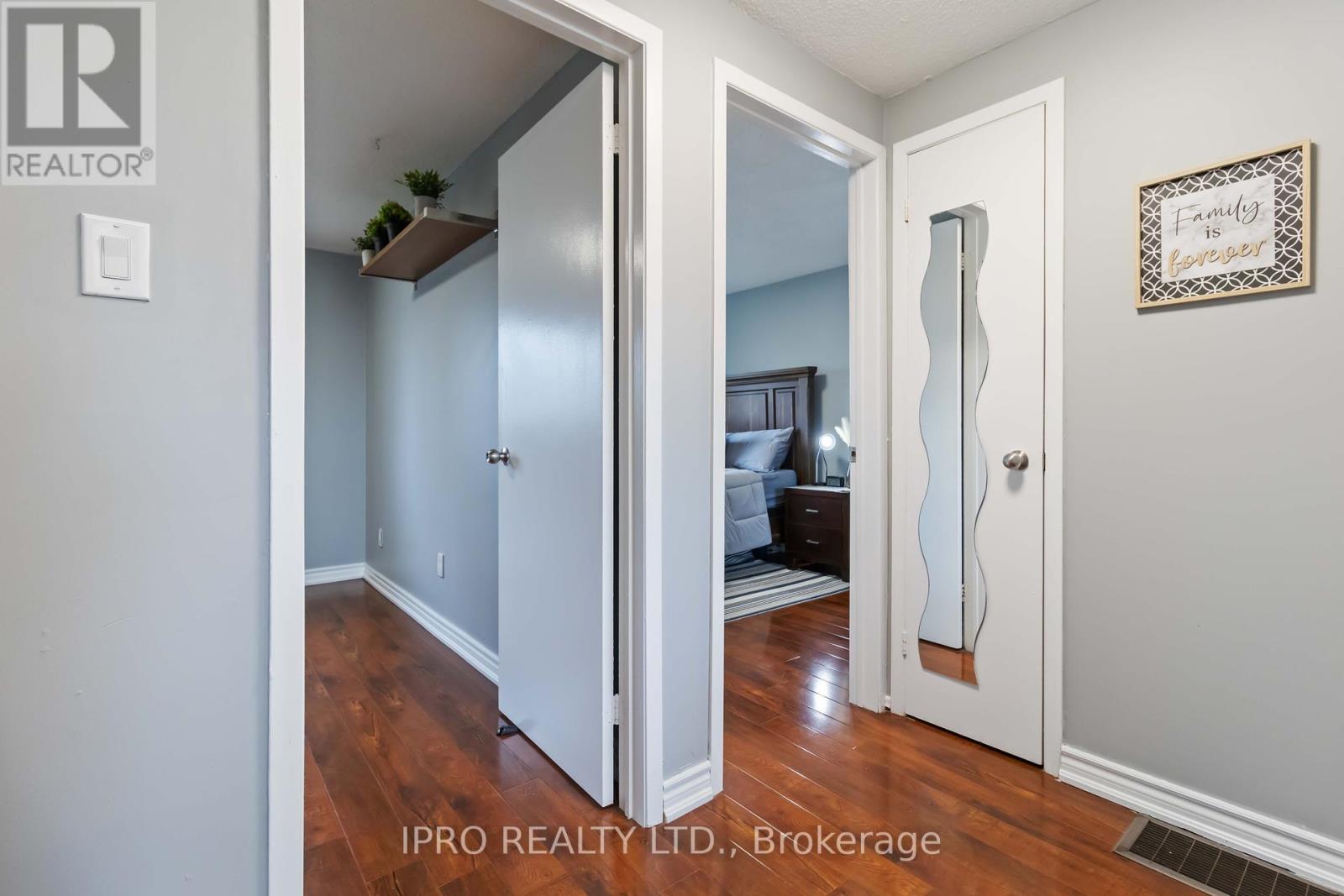 64 - 3345 Silverado Drive, Mississauga (Mississauga Valleys), Ontario  L5A 3Y8 - Photo 16 - W12215098