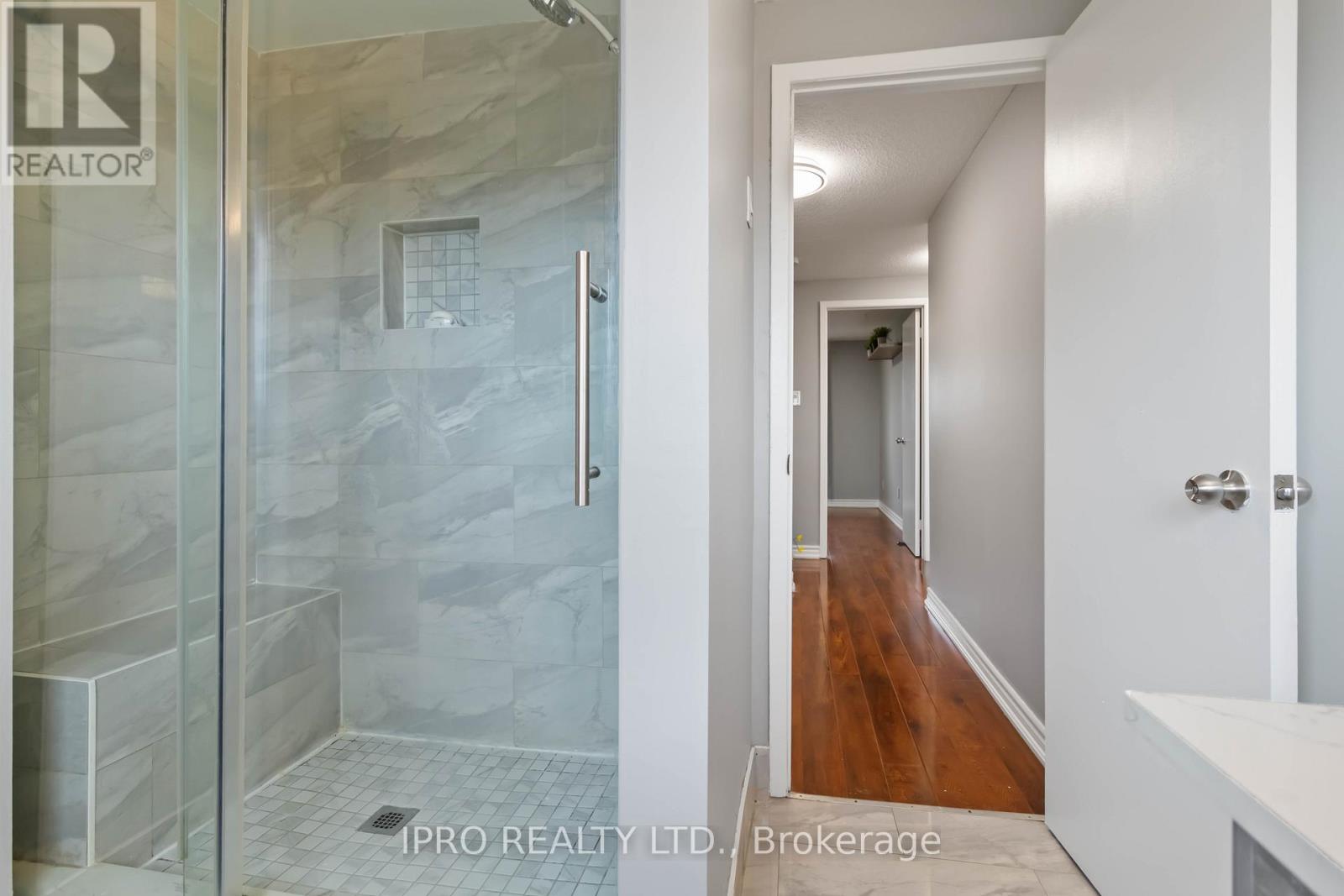 64 - 3345 Silverado Drive, Mississauga (Mississauga Valleys), Ontario  L5A 3Y8 - Photo 23 - W12215098