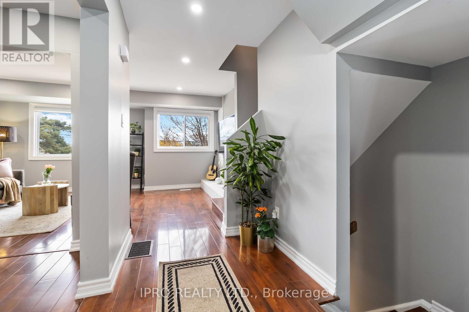 64 - 3345 Silverado Drive, Mississauga (Mississauga Valleys), Ontario  L5A 3Y8 - Photo 8 - W12215098