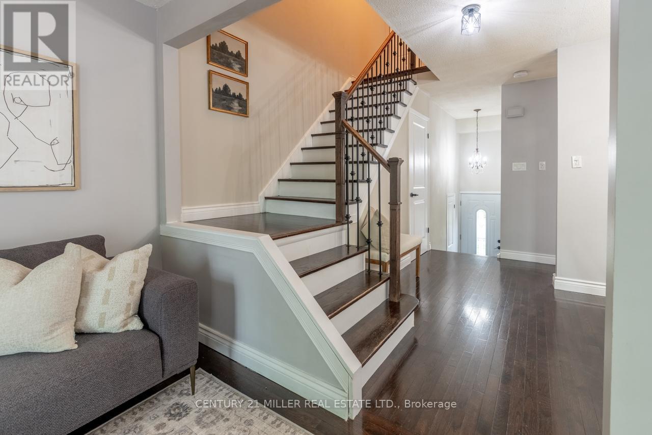 403 Ontario Street N, Milton (Dp Dorset Park), Ontario  L9T 1X9 - Photo 14 - W12215119