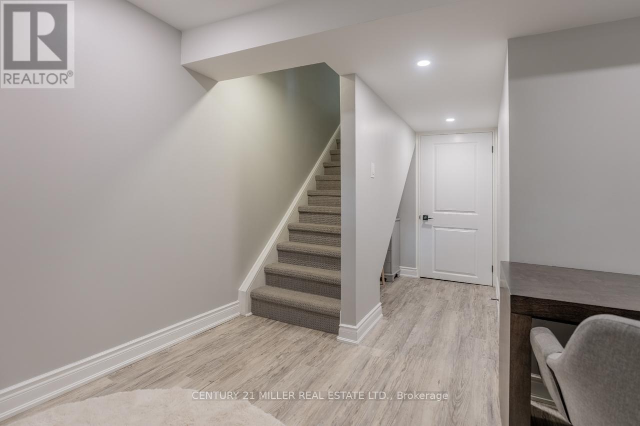 403 Ontario Street N, Milton (Dp Dorset Park), Ontario  L9T 1X9 - Photo 20 - W12215119