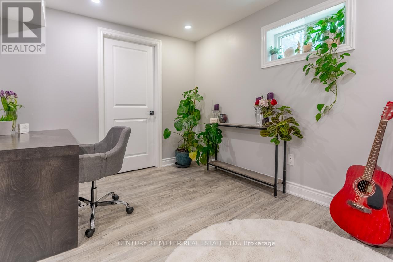 403 Ontario Street N, Milton (Dp Dorset Park), Ontario  L9T 1X9 - Photo 22 - W12215119