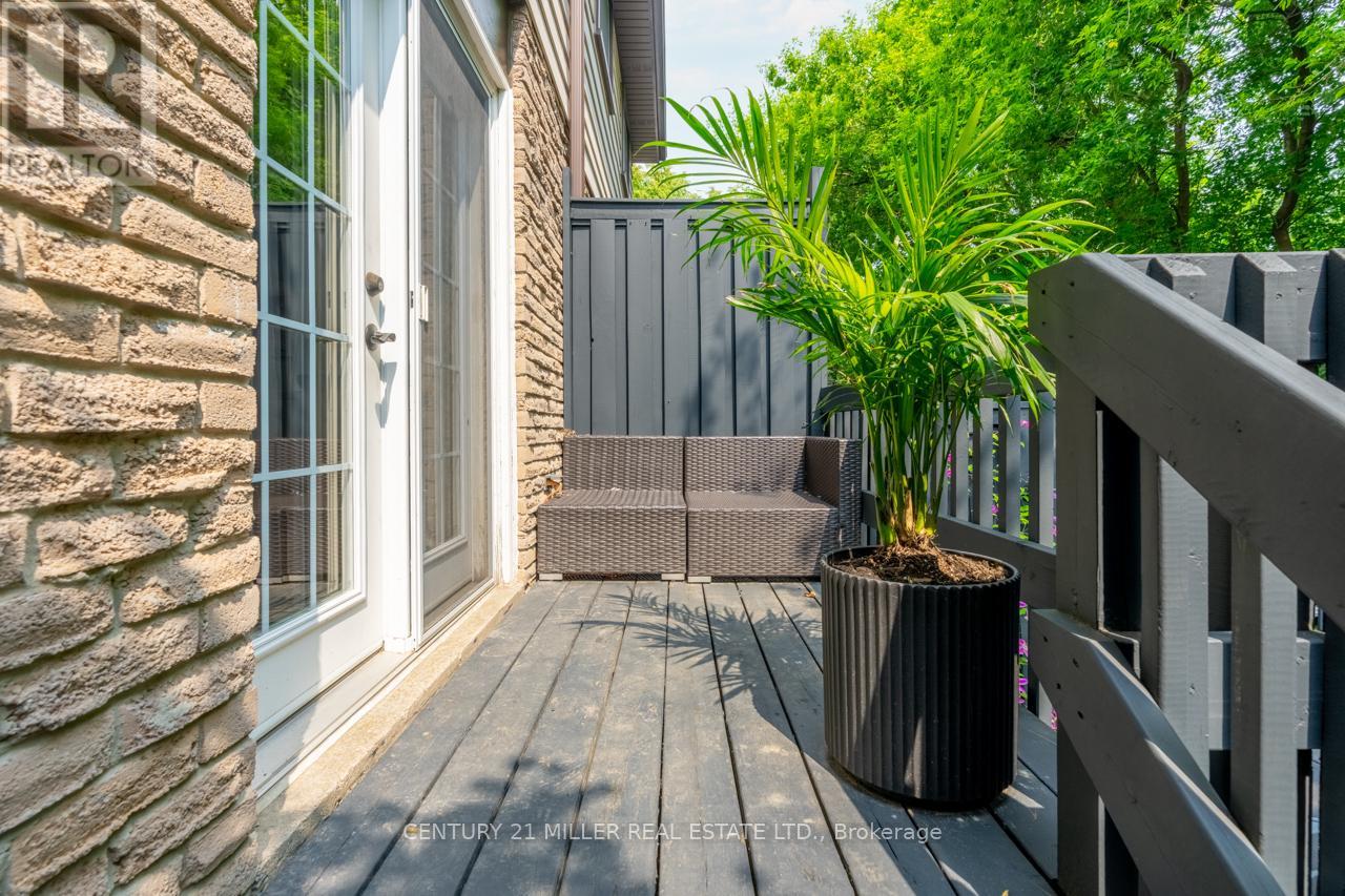 403 Ontario Street N, Milton (Dp Dorset Park), Ontario  L9T 1X9 - Photo 24 - W12215119