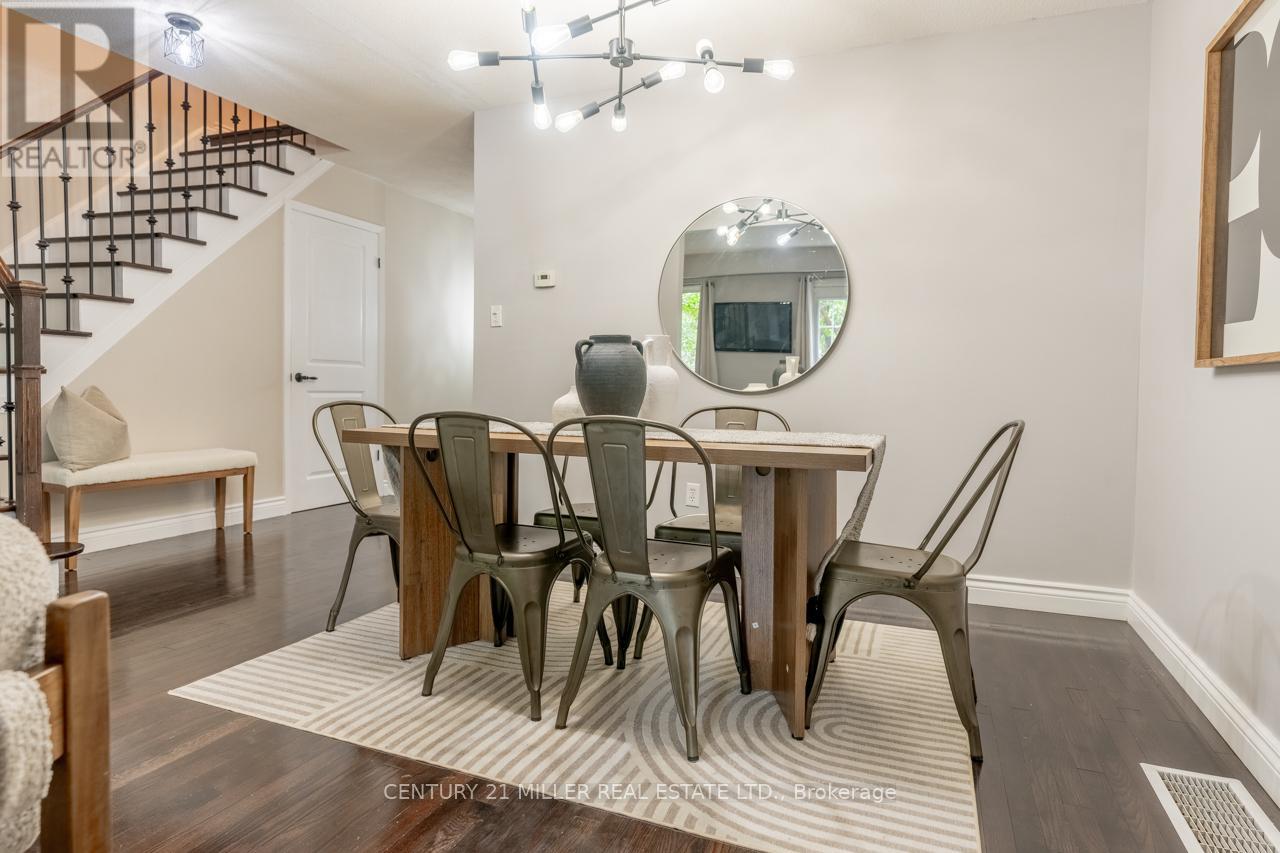 403 Ontario Street N, Milton (Dp Dorset Park), Ontario  L9T 1X9 - Photo 9 - W12215119