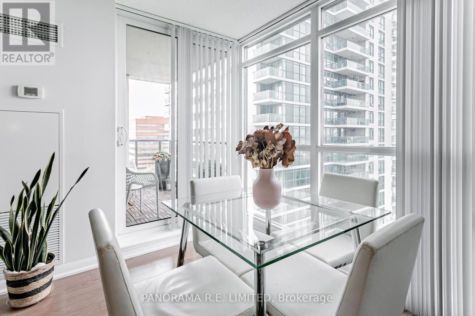 911 - 205 Sherway Gardens Road, Toronto, Ontario  M9C 0A5 - Photo 6 - W12215120