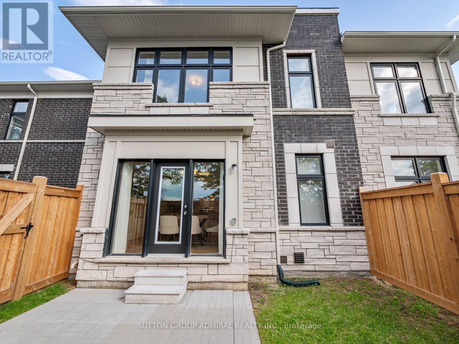 23 Tarmola Park Court, Toronto (Humber Summit), Ontario  M9L 0A6 - Photo 42 - W12215194