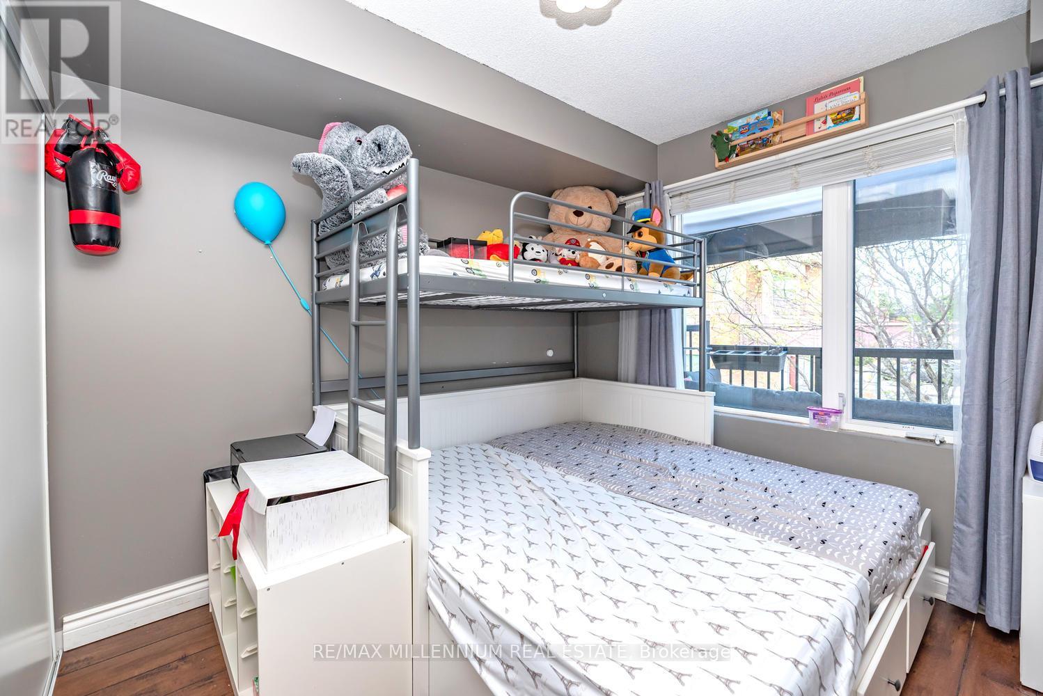 2093 - 3045 Finch Avenue W, Toronto (Humbermede), Ontario  M9M 0A5 - Photo 14 - W12215260