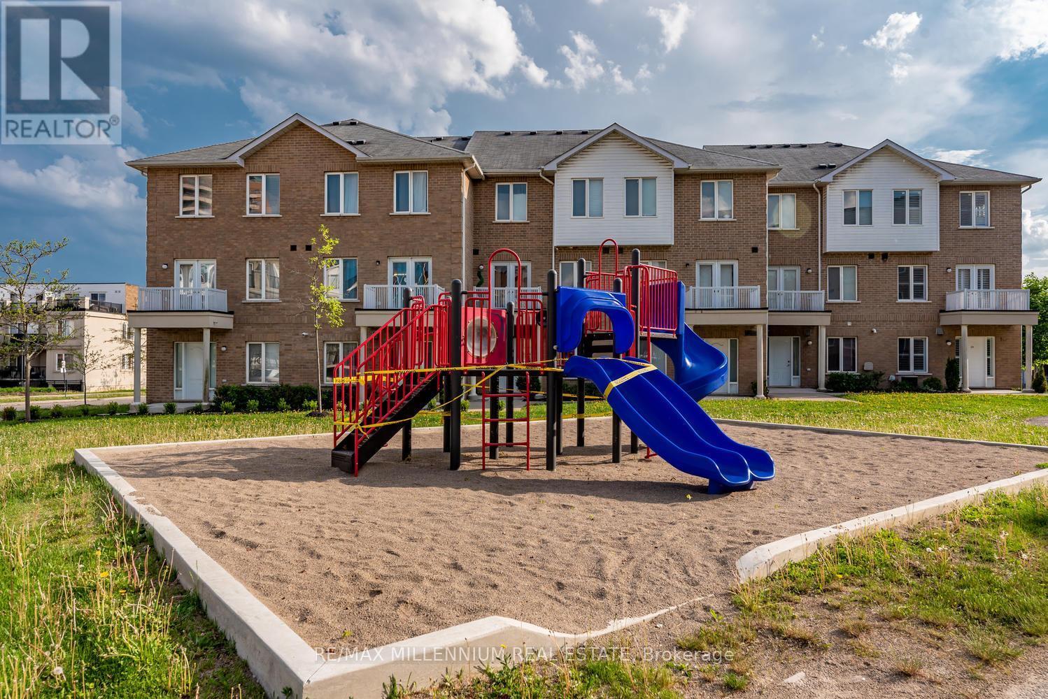 2093 - 3045 Finch Avenue W, Toronto (Humbermede), Ontario  M9M 0A5 - Photo 22 - W12215260
