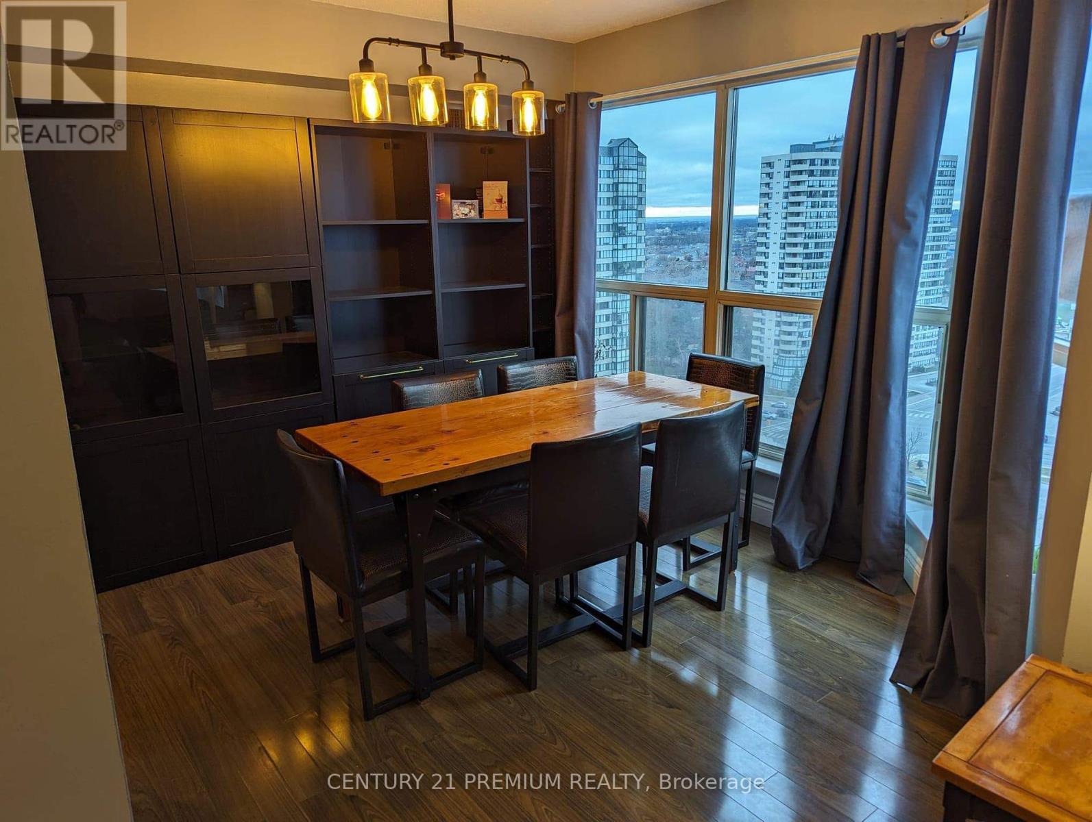 1903 - 335 Webb Drive, Mississauga, Ontario  L5B 3Z9 - Photo 10 - W12215283